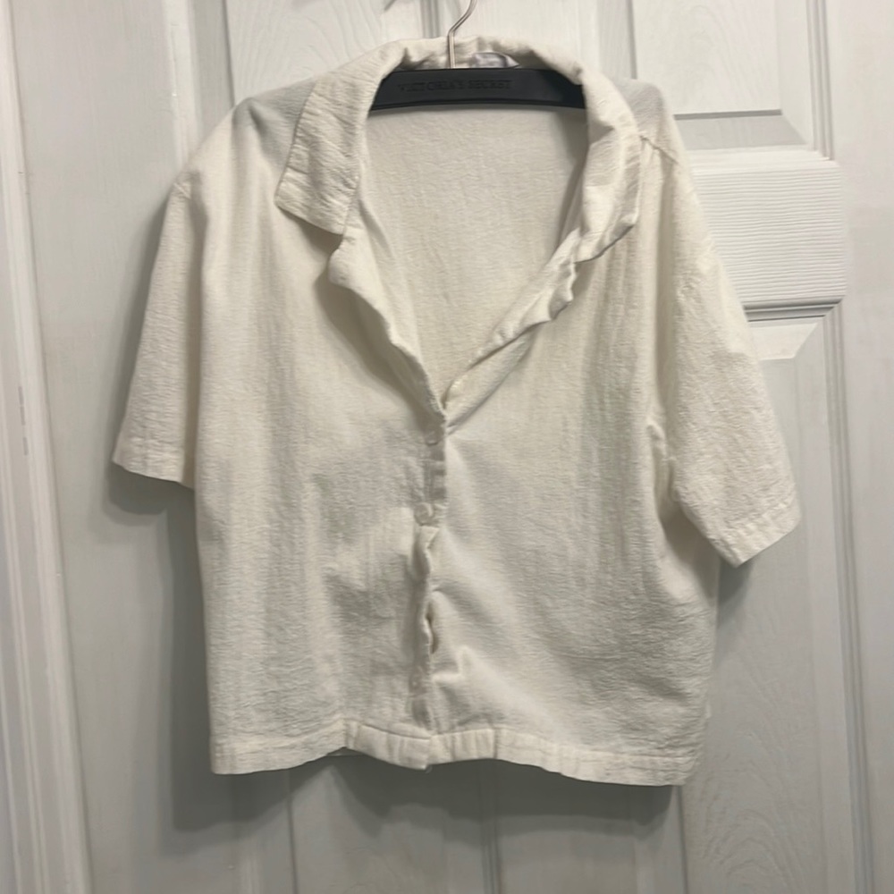 Cotton on button shirt
